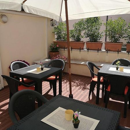 Corte Palazzo Picedi Benettini 萨尔扎纳 外观 照片