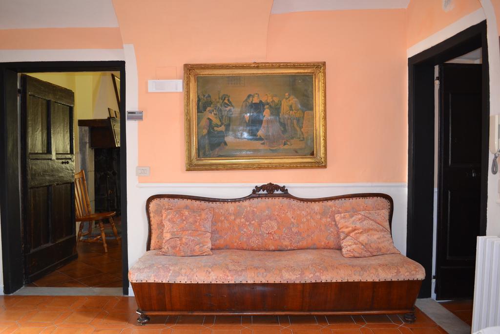 Corte Palazzo Picedi Benettini 萨尔扎纳 外观 照片