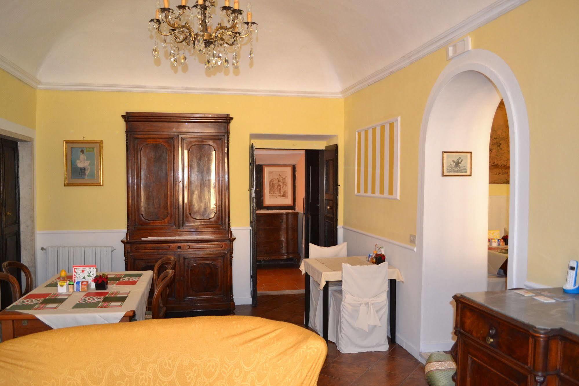 Corte Palazzo Picedi Benettini 萨尔扎纳 外观 照片